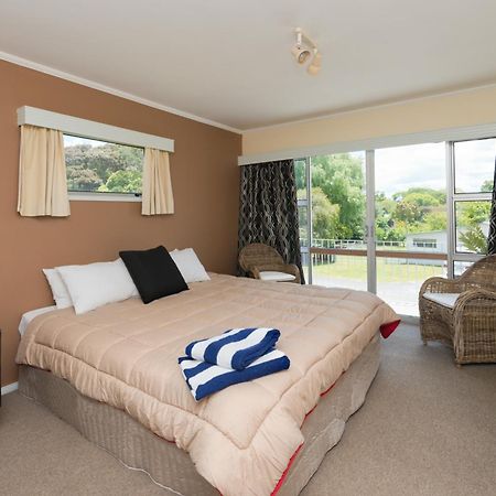 Waitangi Beach House 외부 사진